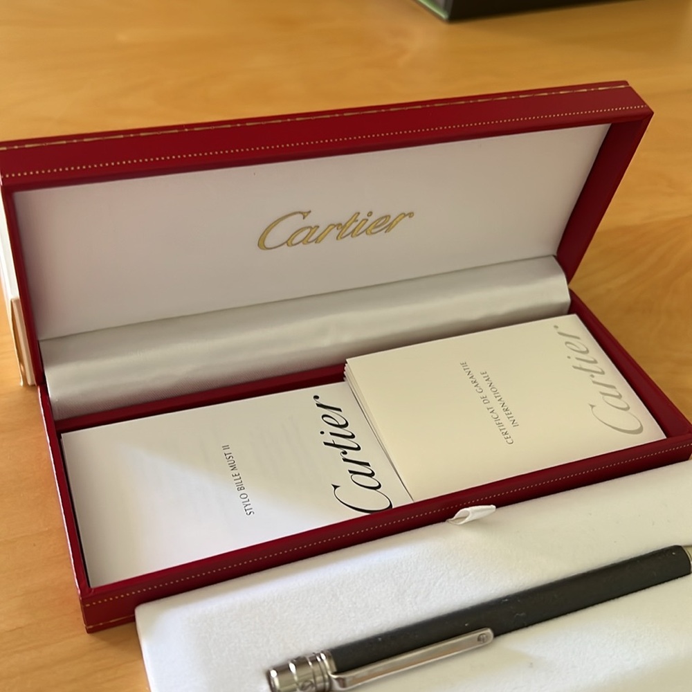 CARTIER Santos de Cartier Ballpoint Pen, Lacquer, Men's, Women's, gray, ST150189 - Picture 6 of 10